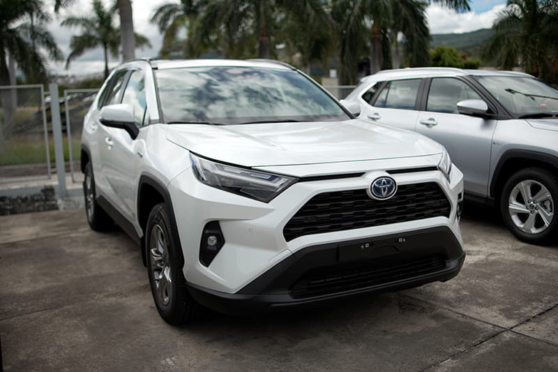 Toyota RAV 4x2 MT